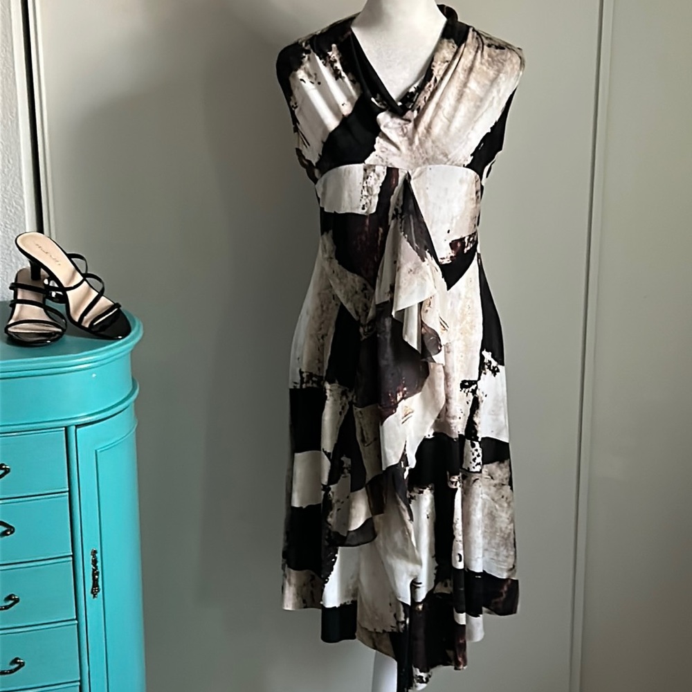 Simply Vera Vera Wang Women’s Sleeveless Handkerchief Hem Cowl Neck Dress